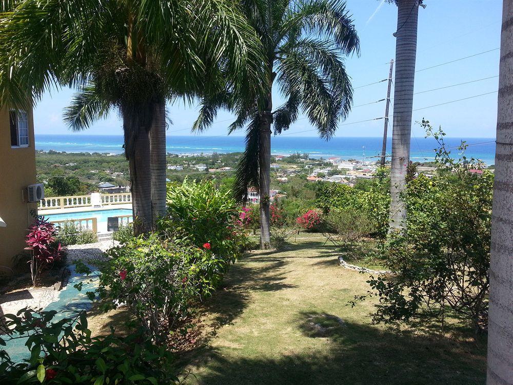 Emerald View Resort Villa Montego Bay Exterior photo