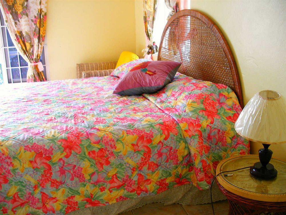 Emerald View Resort Villa Montego Bay Room photo