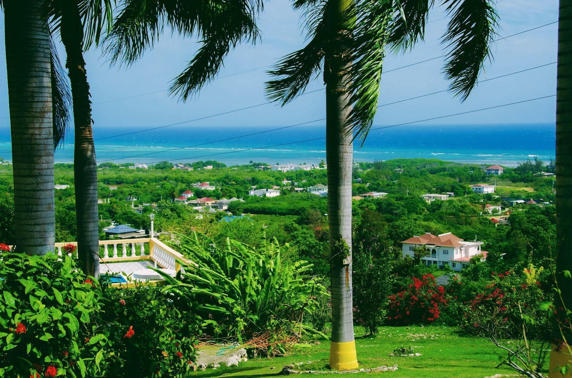 Emerald View Resort Villa Montego Bay Exterior photo